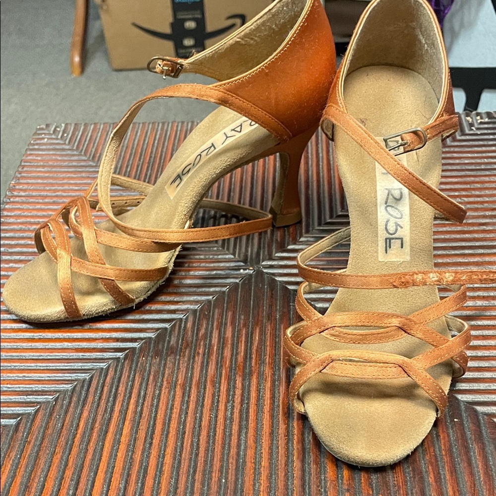 Ray rose Latin shoes size 2.5/6US